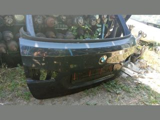 bontott BMW 5 F11 Csomagtérajtó (Részeivel)