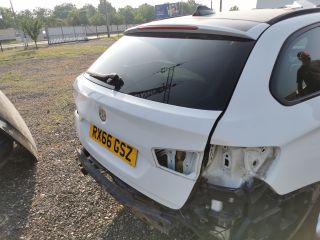 bontott BMW 5 F11 Csomagtérajtó (Üres lemez)