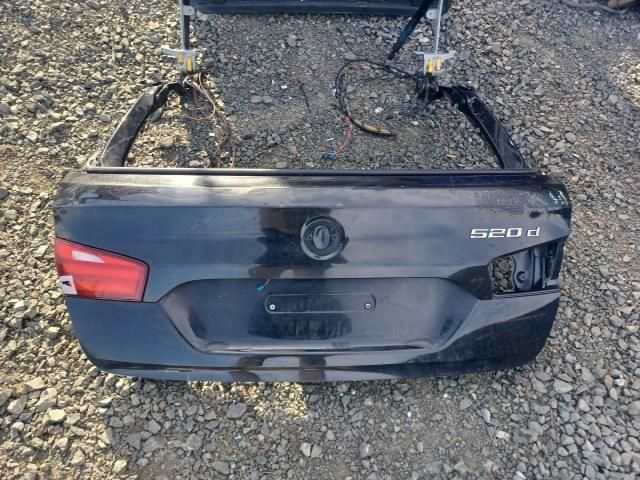 bontott BMW 5 F11 Csomagtérajtó (Üres lemez)