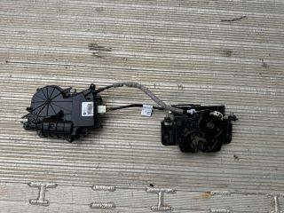 bontott BMW 5 F11 Csomagtérajtó Zárszerkezet