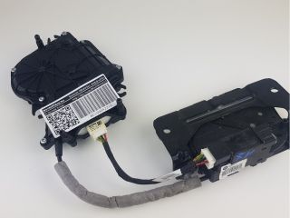 bontott BMW 5 F11 Csomagtérajtó Zárszerkezet