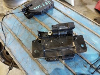 bontott BMW 5 F11 Csomagtérajtó Zárszerkezet