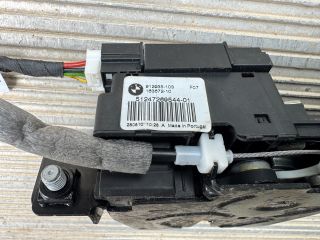 bontott BMW 5 F11 Csomagtérajtó Zárszerkezet