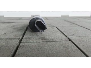 bontott BMW 5 F11 Első Ablakmosó Szivattyú