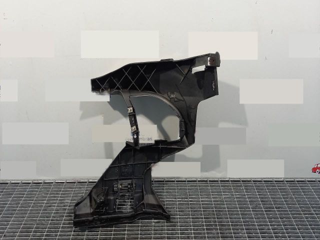 bontott BMW 5 F11 Első Lökhárító Tartó Felső