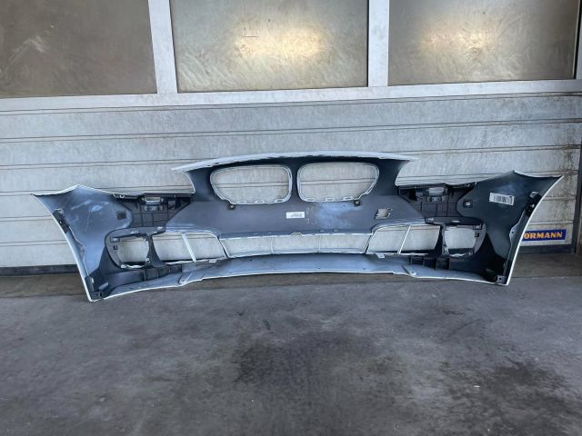 bontott BMW 5 F11 Első Lökhárító (Üresen)