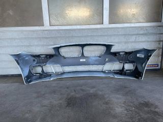bontott BMW 5 F11 Első Lökhárító (Üresen)