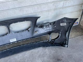 bontott BMW 5 F11 Első Lökhárító (Üresen)