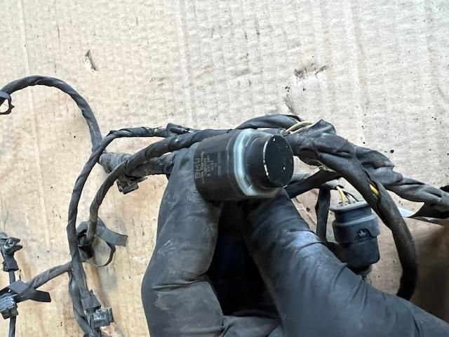 bontott BMW 5 F11 Első Tolatóradar Fej