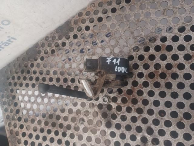 bontott BMW 5 F11 Első Xenon Szintszabályzó Jeladó