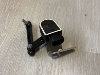 bontott BMW 5 F11 Első Xenon Szintszabályzó Jeladó