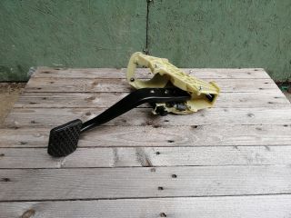 bontott BMW 5 F11 Fékpedál