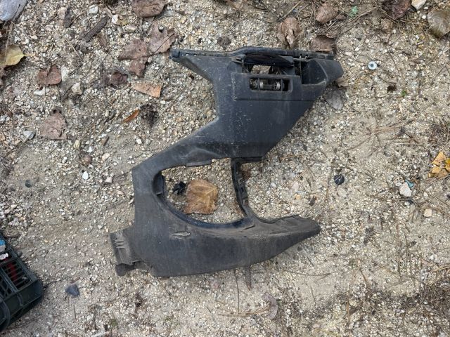 bontott BMW 5 F11 Fényszóró Lámpabúra Fedél