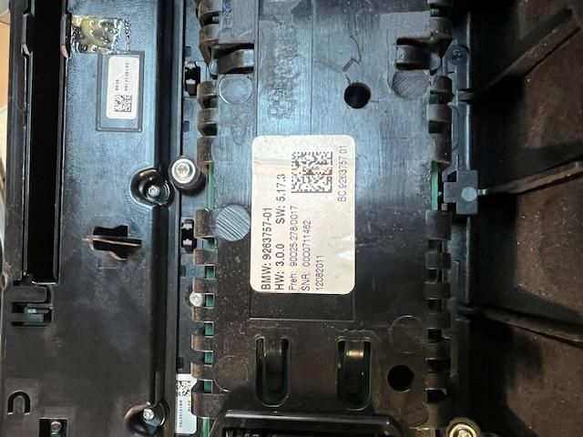 bontott BMW 5 F11 Fűtéskapcsoló (digit klímás)