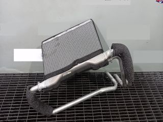 bontott BMW 5 F11 Fűtőradiátor