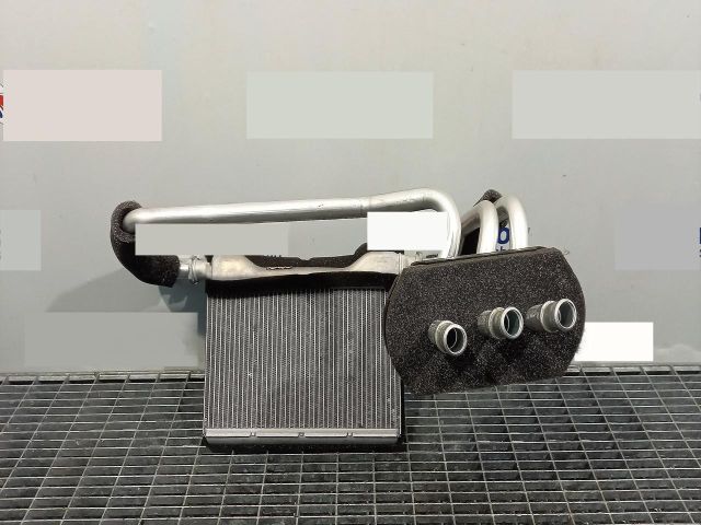 bontott BMW 5 F11 Fűtőradiátor