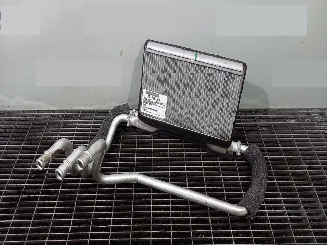 bontott BMW 5 F11 Fűtőradiátor