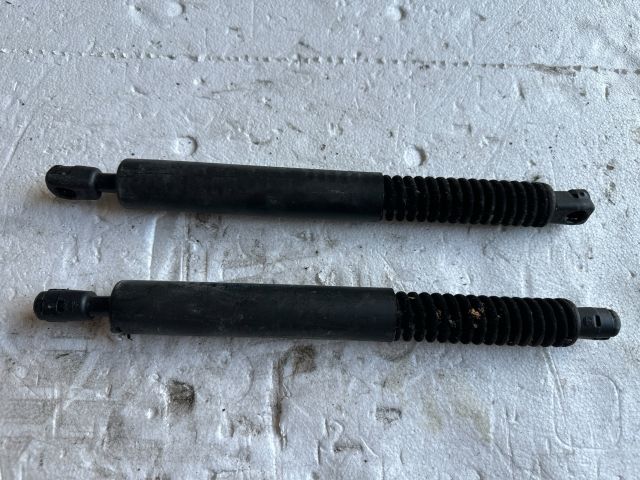 bontott BMW 5 F11 Gázrugós Kitámasztó Teleszkóp Pár Csomagtérajtó