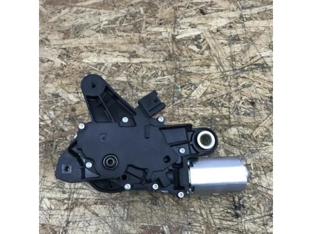 bontott BMW 5 F11 Hátsó Ablaktörlő Motor