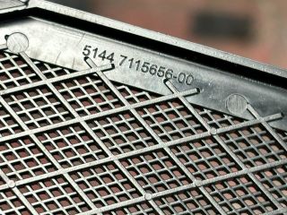 bontott BMW 5 F11 Hátsó Hangszóró Burkolat