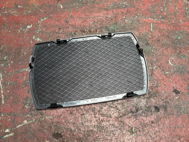 bontott BMW 5 F11 Hátsó Hangszóró Burkolat