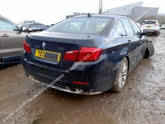 bontott BMW 5 F11 Hátsó középső Szellőző