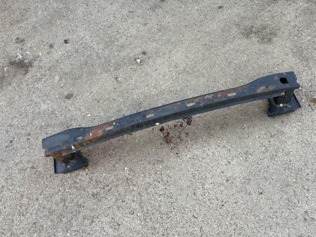 bontott BMW 5 F11 Hátsó Lökhárító Merevítő (Fém)