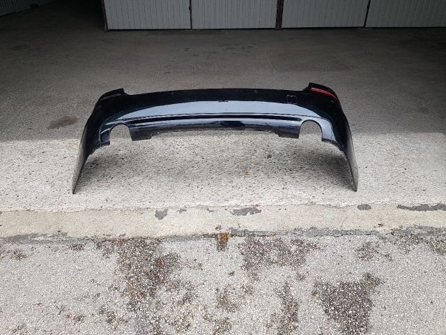 bontott BMW 5 F11 Hátsó Lökhárító (Üresen)