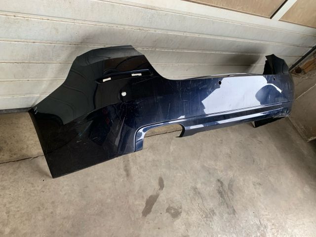 bontott BMW 5 F11 Hátsó Lökhárító (Üresen)