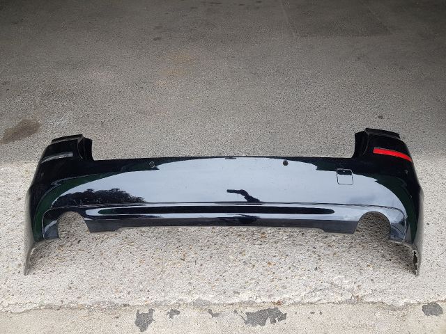 bontott BMW 5 F11 Hátsó Lökhárító (Üresen)