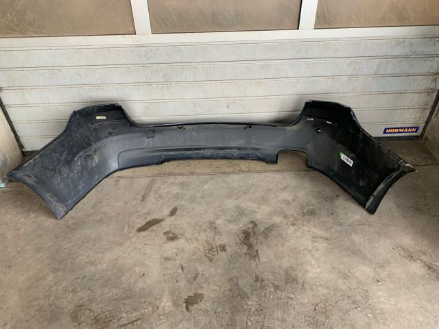 bontott BMW 5 F11 Hátsó Lökhárító (Üresen)