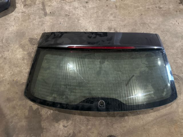 bontott BMW 5 F11 Hátsó Szélvédő