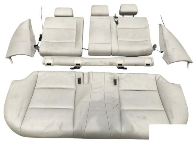 bontott BMW 5 F11 Hátsó Ülés