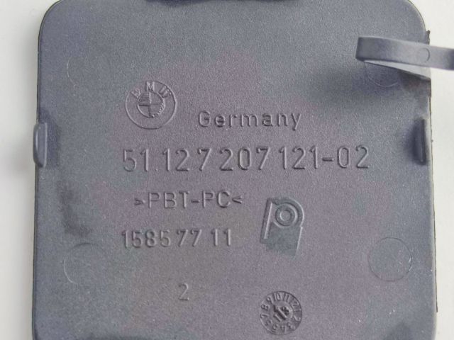 bontott BMW 5 F11 Hátsó Vonószem Burkolat