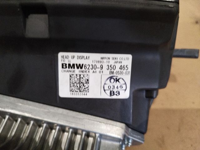 bontott BMW 5 F11 Head-Up Display