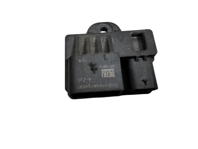 bontott BMW 5 F11 Izzító Relé