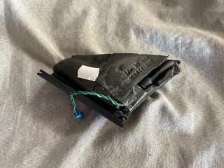 bontott BMW 5 F11 Jobb A Oszlop Hangszóró