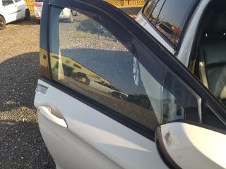 bontott BMW 5 F11 Jobb első Ablak