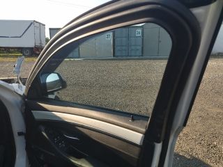 bontott BMW 5 F11 Jobb első Ablak