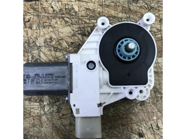 bontott BMW 5 F11 Jobb első Ablakemelő Motor