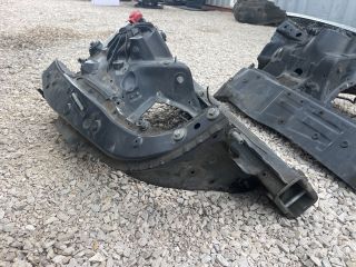 bontott BMW 5 F11 Jobb első Hossznyúlvány