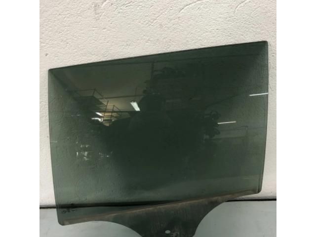 bontott BMW 5 F11 Jobb hátsó Ablak