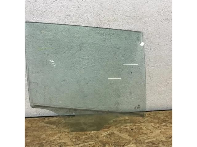 bontott BMW 5 F11 Jobb hátsó Ablak