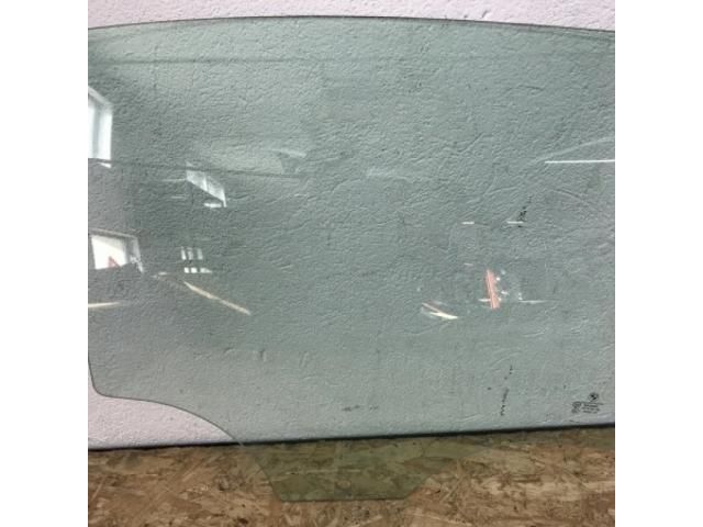 bontott BMW 5 F11 Jobb hátsó Ablak