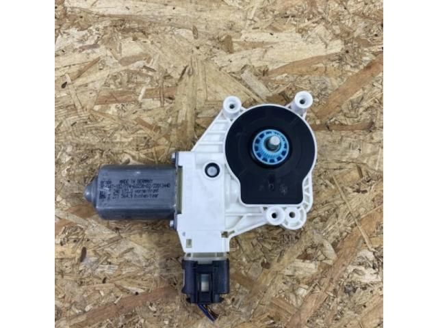 bontott BMW 5 F11 Jobb hátsó Ablakemelő Motor