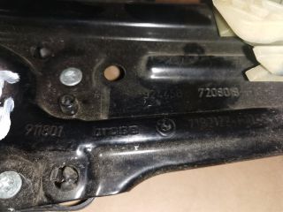 bontott BMW 5 F11 Jobb hátsó Ablakemelő Szerkezet (Elektromos)