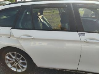 bontott BMW 5 F11 Jobb hátsó Ajtó (Üres lemez)