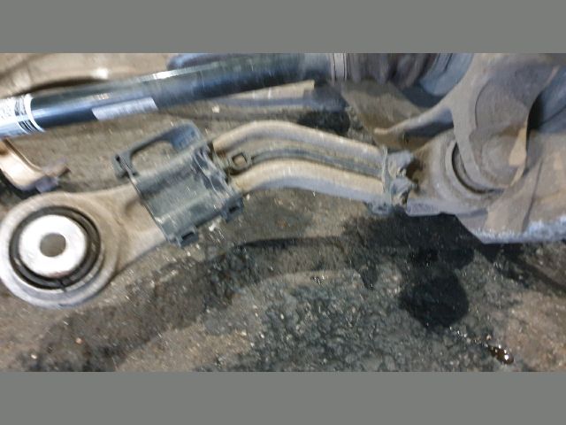 bontott BMW 5 F11 Jobb hátsó Alsó Első Lengőkar