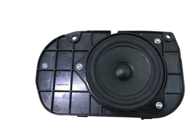 bontott BMW 5 F11 Jobb hátsó Hangszóró