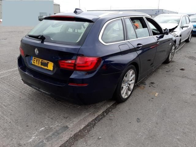 bontott BMW 5 F11 Jobb hátsó Vízlehúzó Gumicsík